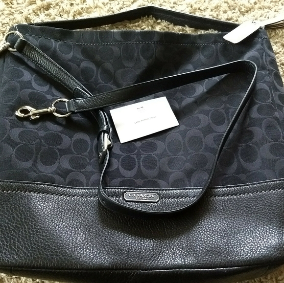 New Coach Purse - Picture 4 of 4